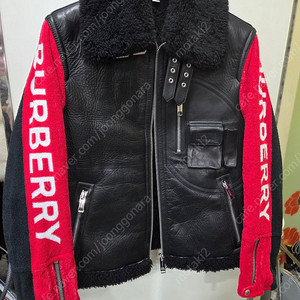 버버리 신상 무스탕