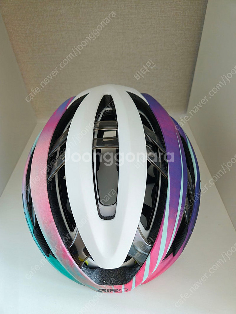 지로 에어리즈 스피리컬 M사이즈 팝니다--1