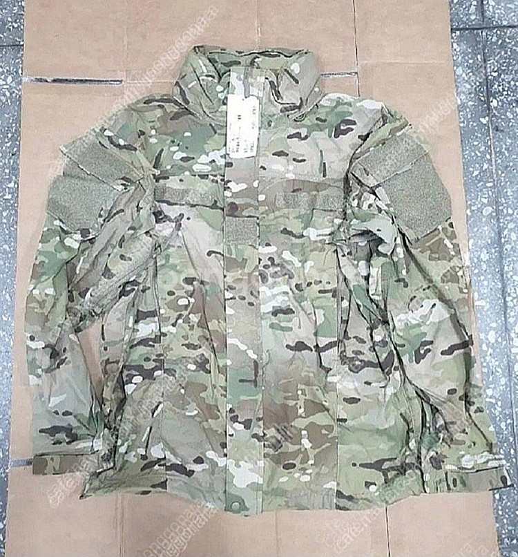 미군 정품 멀티캠 3세대 레벨5 소프트쉘 자켓 스몰레귤러 신품판매합니다.--0