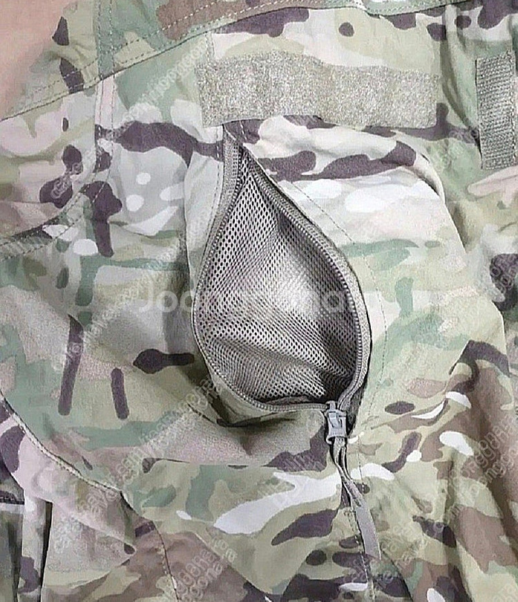 미군 정품 멀티캠 3세대 레벨5 소프트쉘 자켓 스몰레귤러 신품판매합니다.--3