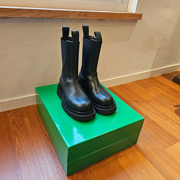 국내 매장판 보테가베네타 러그 첼시 부츠 브리티시그린 EU37, KR 240mm--0