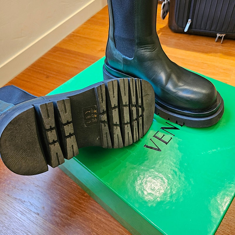 국내 매장판 보테가베네타 러그 첼시 부츠 브리티시그린 EU37, KR 240mm--3