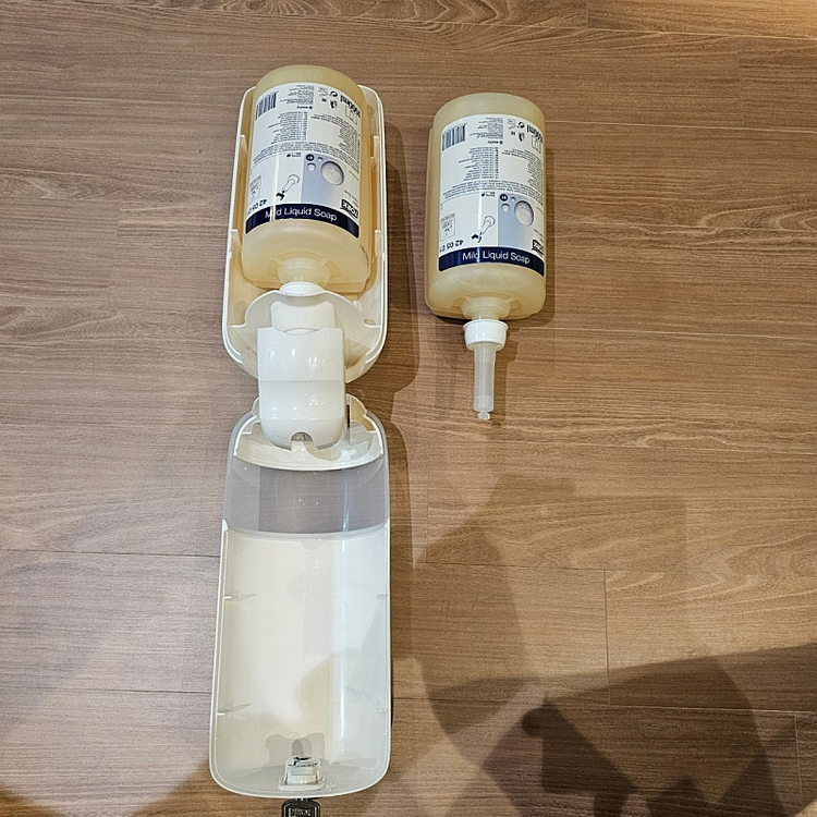 토크 TORK 핸드워시 디스펜서 리필2--1