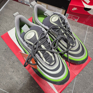 나이키 에어맥스 (새상품)득템하세요!