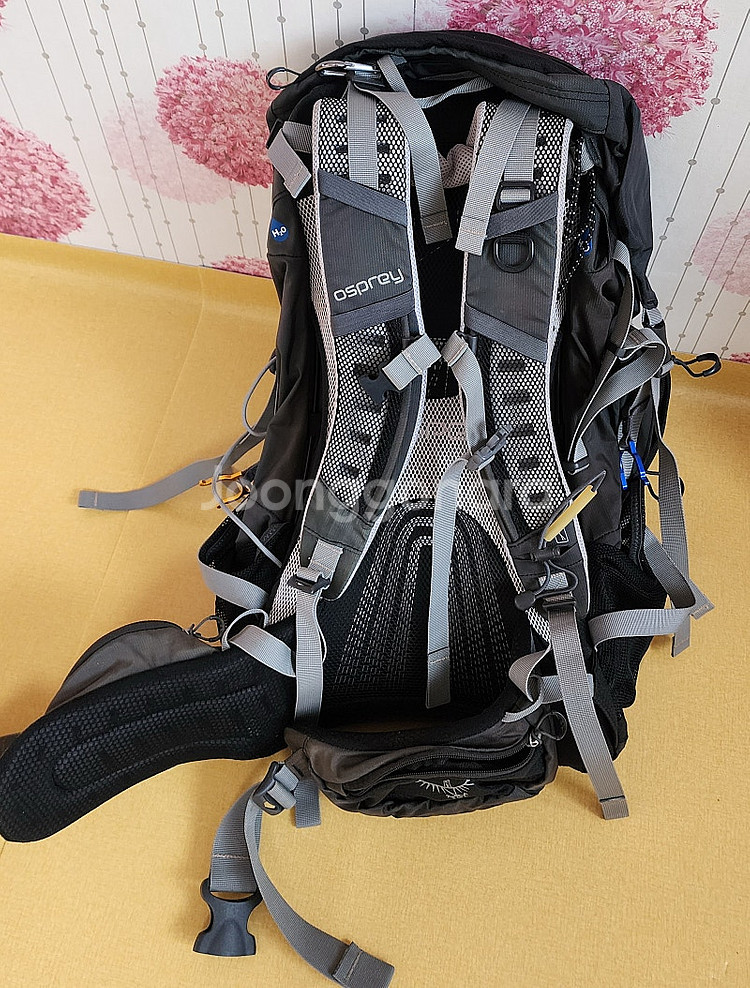 오스프리 STRATOS 50 리트 백패킹 등산배낭 24 만원 / 흥정가능--5