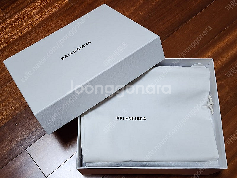 정품 발렌시아가 키즈 스피드러너 블루 29-30 새상품--2