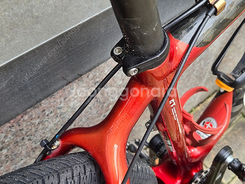 슈윈(SCHWINN) 카본 MTB 15인치 (Full XT 8000구동계, 폭스 샥) 팝니다.--6