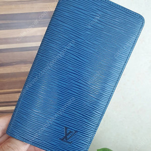 정품 루이비통 에삐 장지갑