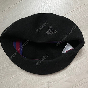 비비안웨스트우드 베레모 블랙