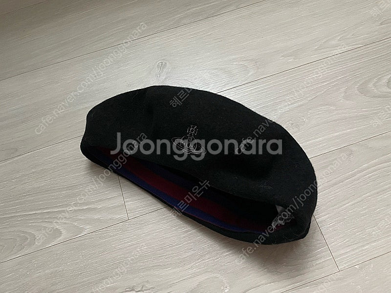 비비안웨스트우드 베레모 블랙--1