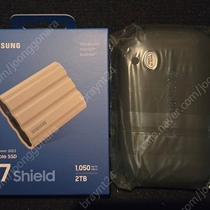 삼성 와장 SSD T7 Shield 2TB(파우치증정 미개봉 새제품)