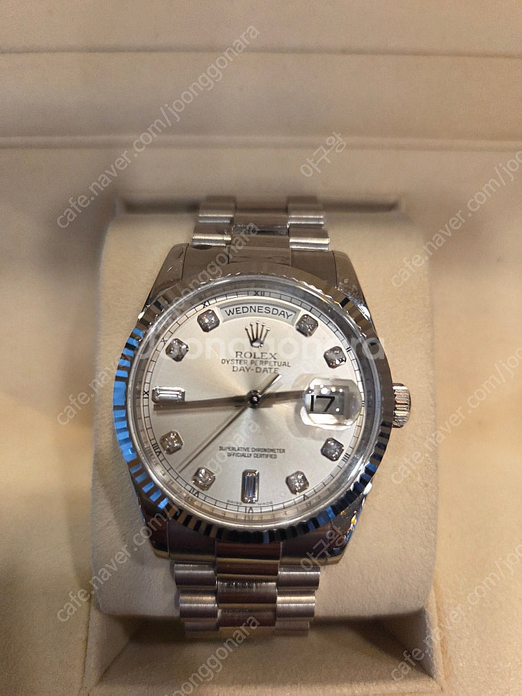 로렉스 데이데이트 118239화이트골드백금통36미리--1