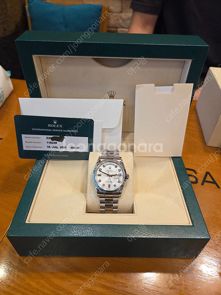 로렉스 데이데이트 118239화이트골드백금통36미리--5
