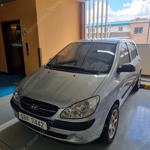 현대 뉴클릭 가솔린 1.4 10년 4월식 순은색