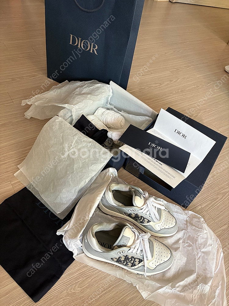 디올b27 38사이즈 디올스니커즈--0