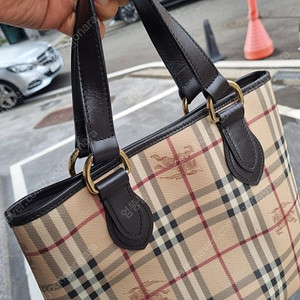 Burberry (버버리) 클래식 체크 토트백