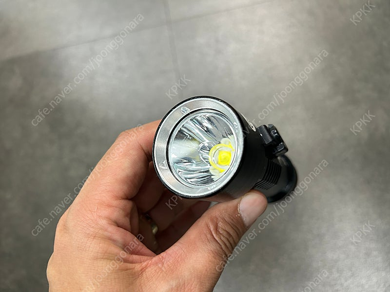 알리발 수중랜턴 판매 합니다. 미사용 택포 1.5만원 이미지
