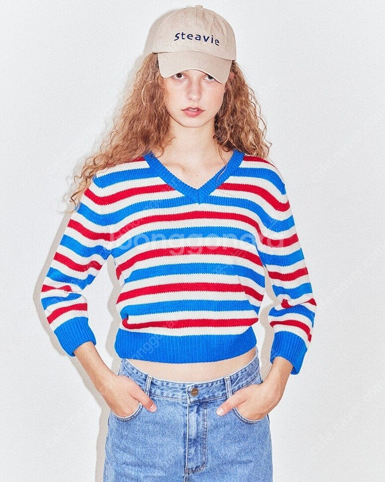 함연지 장희진 착용 포니테일 스트라이프 니트--3