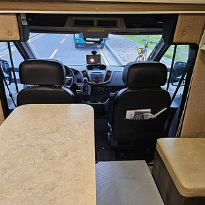 미국산 포드 코치맨 오라이온 20CB 캠핑카 팝니다.