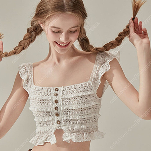 (미개봉택새상품/휴양지추천)비키니벤더 레이스 버튼 슬리브리스 탑