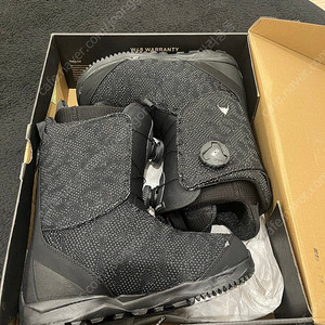 버튼 스와스 부츠 팝니다 255