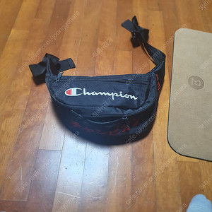 챔피온 힙색 슬링백 ㅡ1만2천