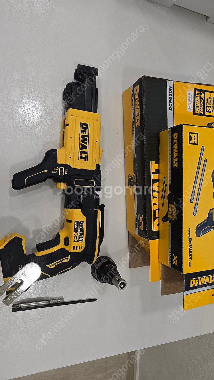 DCF630 + DCF6202 디월트 매거진 팝니다--1