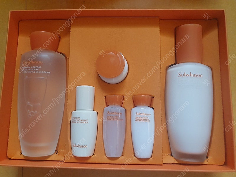 설화수 자음 2종 자음에센셜 80000원에 팝니다--1