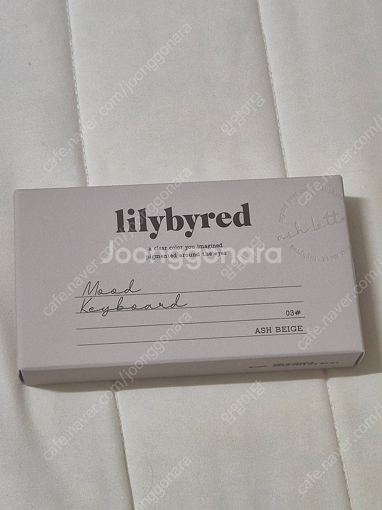 릴리바이레드 무드 키보드 섀도우 팔레트 [03 당신의 최애 애쉬 올림] 미개봉 새제품 팔아요--0