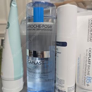 라로슈포제 시카에센스 토너 200ml