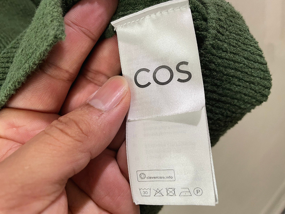 COS / 숏 슬리브 부클 니트 셔츠, 남성 반팔셔츠 / S(100) / 5만원--6