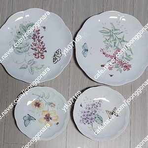 레녹스 버터플라이메도우 머그 4개 & 접시 4개 팝니다. (11만원)