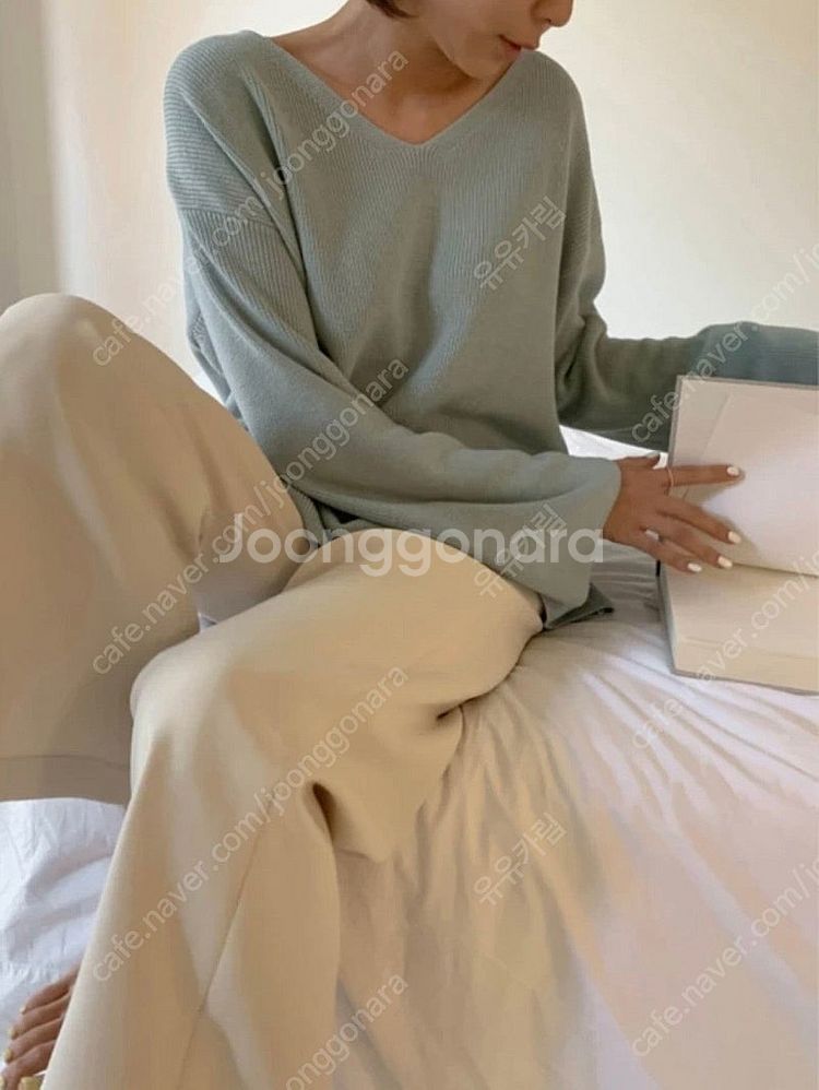 유메르 실크 브이넥 니트 소라, 유메르 니트--3