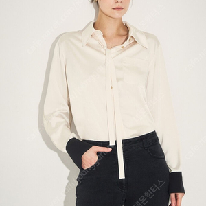 마인 디테처블 타이 블라우스