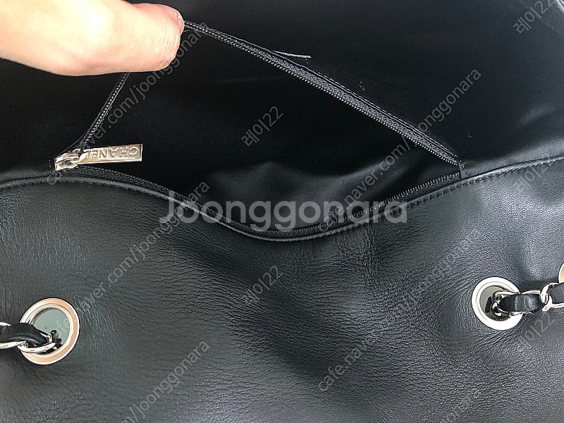 샤넬 얼티밋 스티치백--7