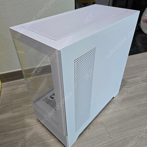3rsys S315 Quiet 리버스 화이트 케이스 미사용 6만 팝니다.