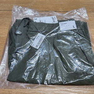 [L] 스파오 이지밴딩 원턱 팬츠 카키 SPTCE24C01 바지 판매