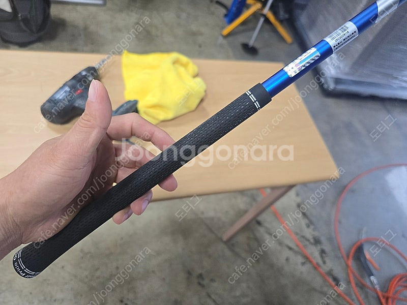 벤투스 블루 플러스 6s 팝니다 스릭슨슬리브--2