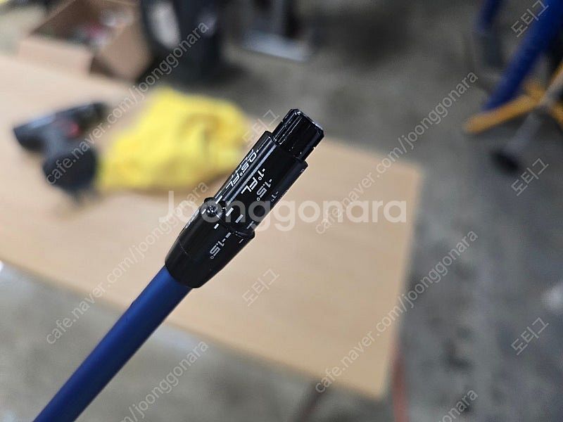 벤투스 블루 플러스 6s 팝니다 스릭슨슬리브--3