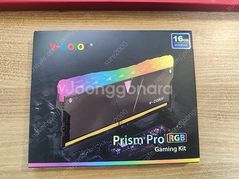 v-color rgb ddr4 3600 16GB ( 8GB x 2 ) 팝니다.--0