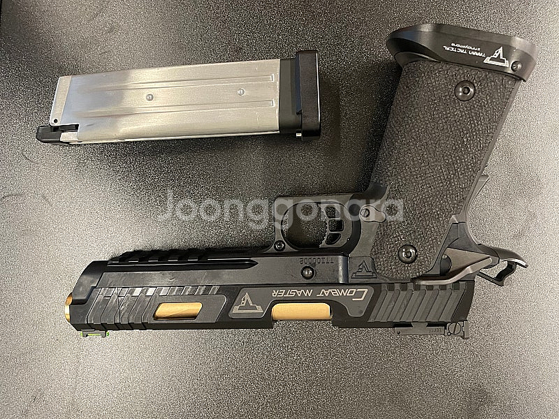컴뱃마스터 붐암즈 커스텀 판매 - 안심되는 중고거래