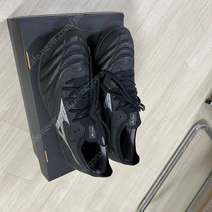 미즈노 모렐리아 살라베타 재팬 TF 블랙