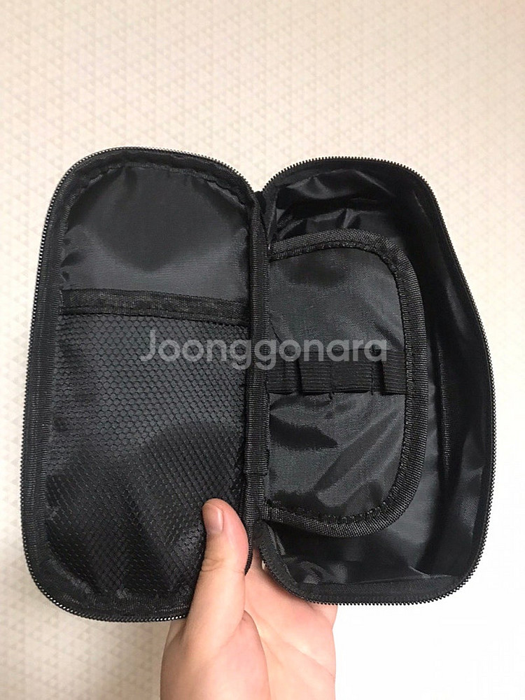 (판매중)명화 프린팅 된 필통 판매합니다--1