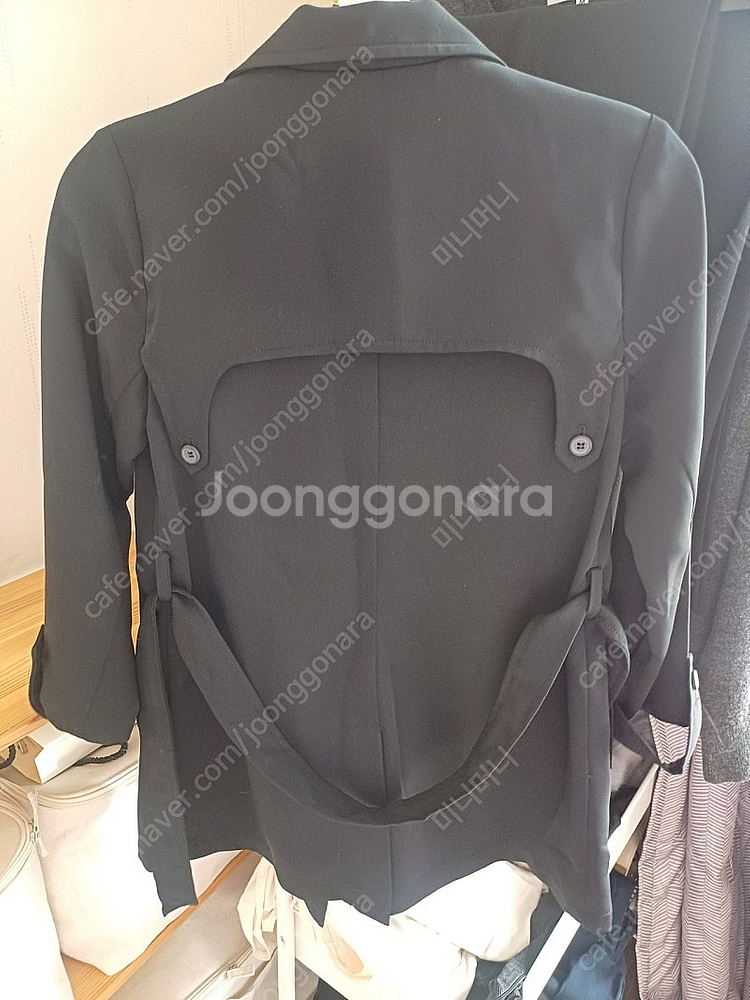 수아비 트렌치코트--1