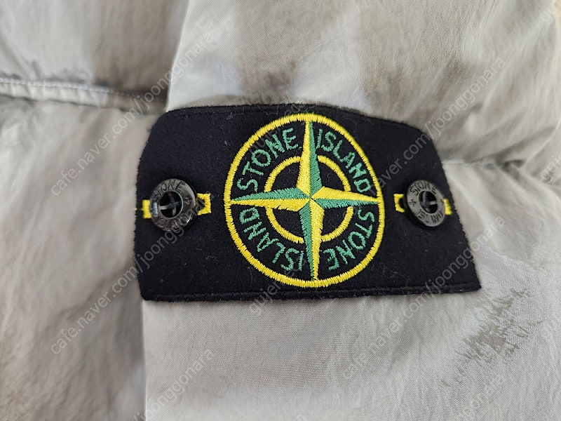 스톤아일랜드 나일론 메탈 다운TC 패딩 자켓 라이트 그레이 21FW L싸이즈 판매 합니다.--5