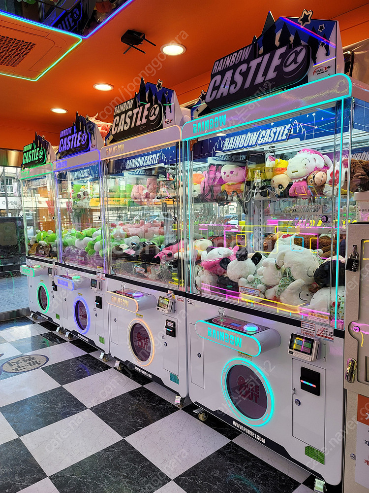 인형뽑기 4인용 및 기타 오락기기 판매 사격, 야구, 농구, 펀치 등 거의새것--2