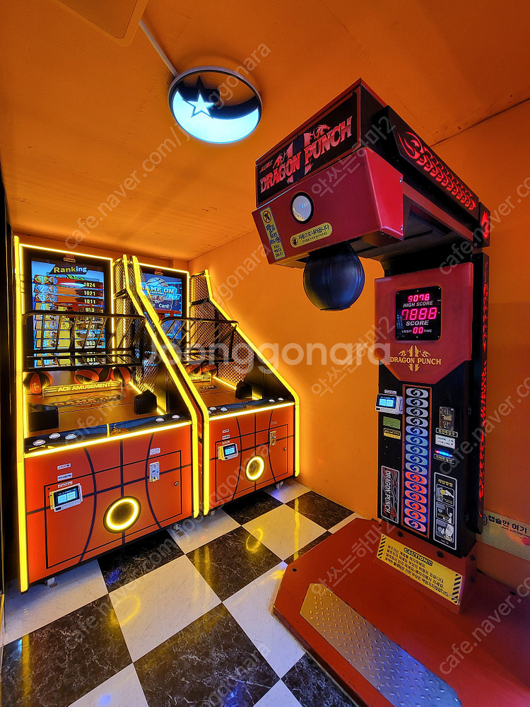 인형뽑기 4인용 및 기타 오락기기 판매 사격, 야구, 농구, 펀치 등 거의새것--6