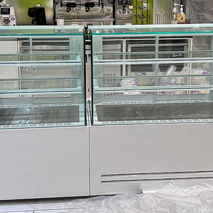 3단 쇼케이스(상온) /35만원 (배송도 가능)