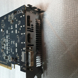 GTX 1050 (2G) / RX560 (4G) 판매합니다 (배송비 포함)