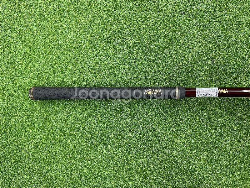 혼마키와미5 2스타 드라이버 11.5도 L강도 판매합니다.--5